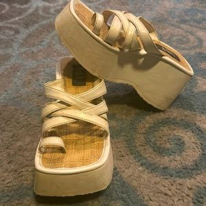 Y2K L.E.I Platform Sandals ✌🏼 Size 7